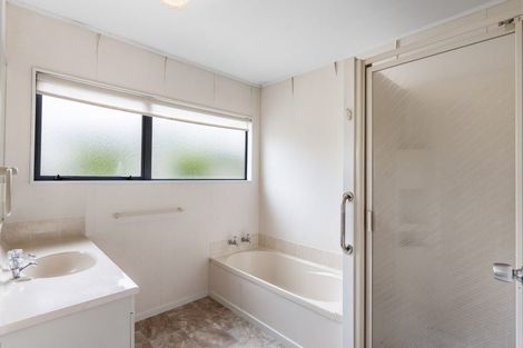 Photo of property in 17 Charlotte Street, Stanmore Bay, Whangaparaoa, 0932