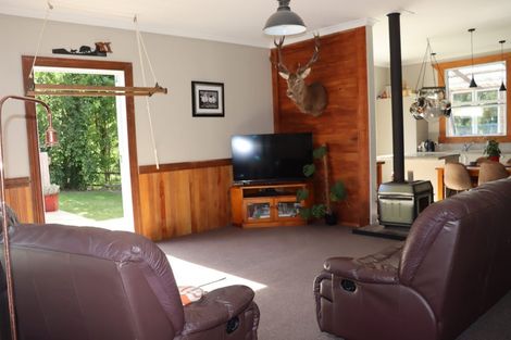 Photo of property in 1653 Mokau Road, Uruti, Urenui, 4379