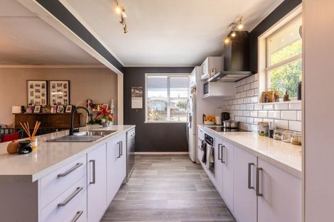 Photo of property in 46 Miller Street, Dannevirke, 4930