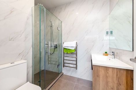 Photo of property in 10 Ahorangi Road, Silverdale, 0932