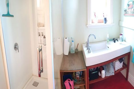 Photo of property in 18 Macdonald Crescent, Te Aro, Wellington, 6011