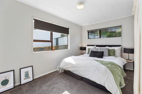 Photo of property in 43 Mercury Way, Whitby, Porirua, 5024