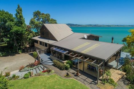 Photo of property in 108 Manganese Point Road, Tamaterau, Whangarei, 0174