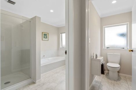 Photo of property in 9 Claremont Rise, Levin, 5510