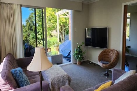 Photo of property in 66 Braid Road, St Andrews, Hamilton, 3200