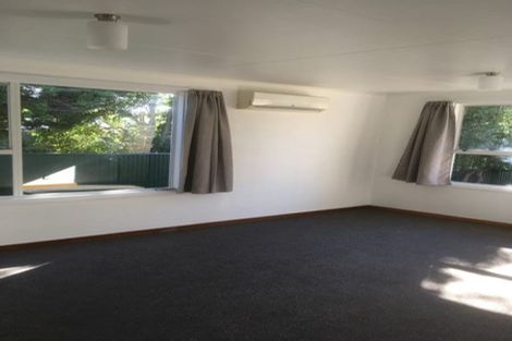 Photo of property in 3 Tiraumea Street, Palmerston North, 4410