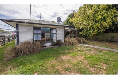 Photo of property in 60 Main North Road, Woodend, 7610