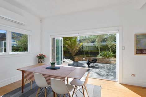 Photo of property in 913 Colombo Street, Christchurch Central, Christchurch, 8013