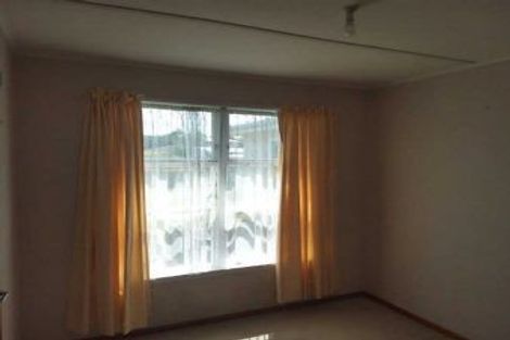 Photo of property in 3 Mark Perreau Place, Foxton, 4814