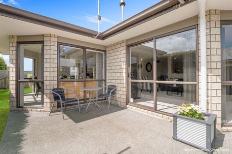 Photo of property in 9 Barry Curtis Place, Levin, 5510
