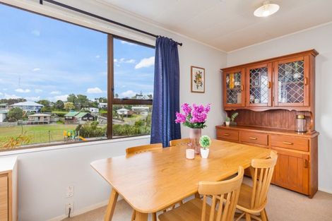 Photo of property in 46 Keegan Drive, Massey, Auckland, 0614