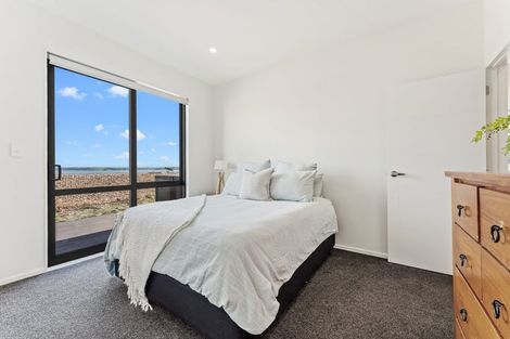 Photo of property in 36 Resolution Drive, Gulf Harbour, Whangaparaoa, 0930