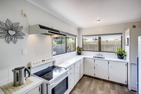 Photo of property in 5/5 Forward Street, Greenmeadows, Napier, 4112