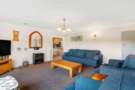 Photo of property in 46 Kiwi Crescent, Tawa, Wellington, 5028