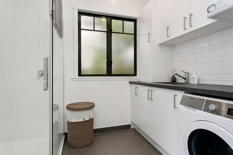 Photo of property in 18 Queen Street, Cambridge, 3434