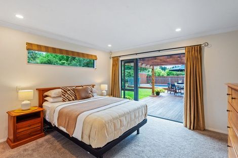 Photo of property in 33 Killalea Place, Paraparaumu, 5032