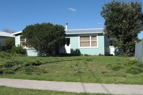 Photo of property in 69 Koputara Road, Himatangi Beach, Foxton, 4891