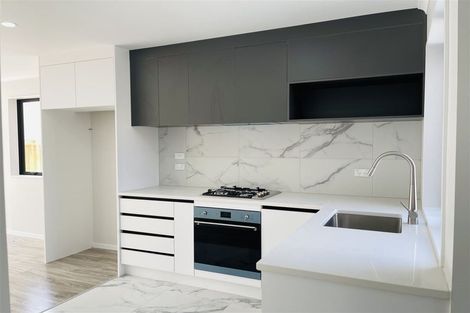 Photo of property in 4 Combat Street, Papakura, 2110