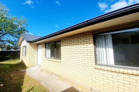 Photo of property in 2 Hamblyn Place, Ranui, Auckland, 0612