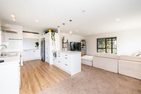 Photo of property in 26 Te Kupe Road, Paraparaumu Beach, Paraparaumu, 5032