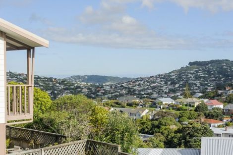 Photo of property in 23 Ngarimu Grove, Ngaio, Wellington, 6035