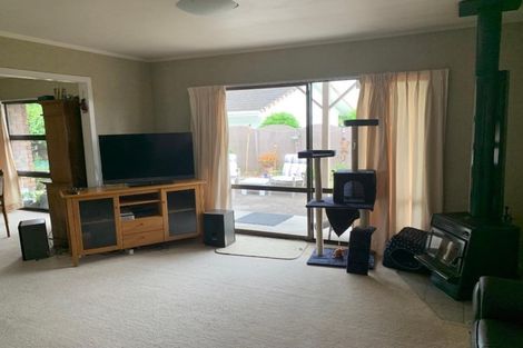 Photo of property in 1 Pandora Place, Welcome Bay, Tauranga, 3112