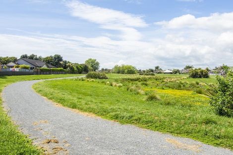 Photo of property in 11 Oriental Parade, Papamoa Beach, Papamoa, 3118