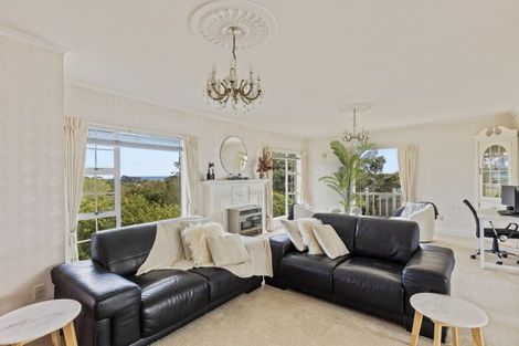 Photo of property in 188 Mangorei Road, Merrilands, New Plymouth, 4312