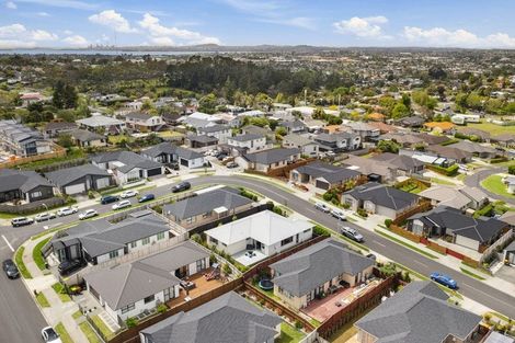 Photo of property in 3 Tararua Street, Massey, Auckland, 0614