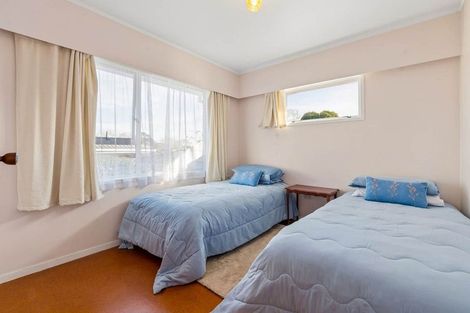 Photo of property in 2/39 Ashdown Place, Pahurehure, Papakura, 2113