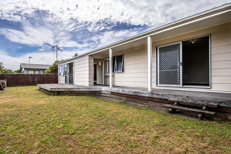 Photo of property in 78b Atkinson Avenue, Otaki Beach, Otaki, 5512