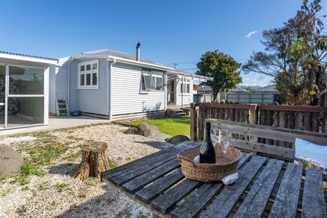 Photo of property in 22 Budge Street, Mayfield, Blenheim, 7201