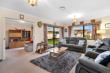 Photo of property in 3 Celtic Court, Roslyn, Palmerston North, 4414