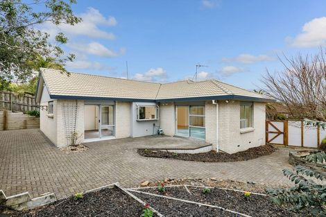 Photo of property in 17 Mercury Lane, Windsor Park, Auckland, 0632