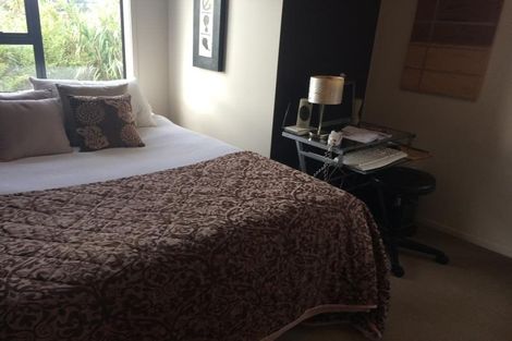 Photo of property in 2/90 Verbena Road, Birkdale, Auckland, 0626