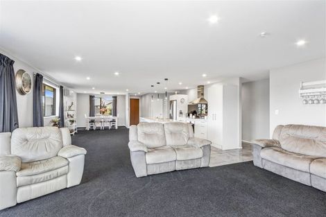 Photo of property in 84 Watkins Drive, Rangiora, 7400