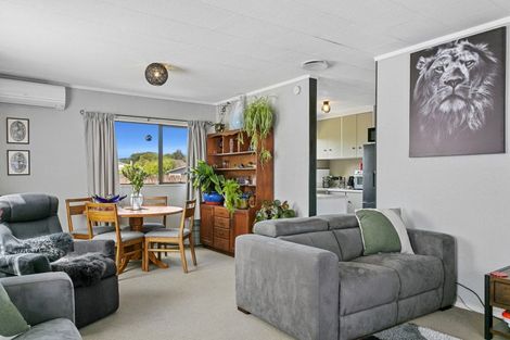Photo of property in 2/21 Arthur Crescent, Hilltop, Taupo, 3330