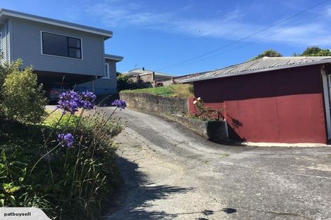 Photo of property in 18 Bell Street, Tawa, Wellington, 5028
