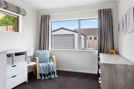 Photo of property in 12 Tralee Place, Bishopdale, Christchurch, 8053