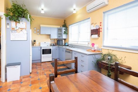 Photo of property in 1 Tauhuri Street, Manaia, 4678