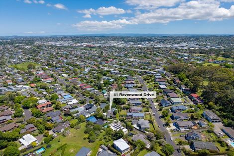 Photo of property in 1/41 Ravenwood Drive, Forrest Hill, Auckland, 0620