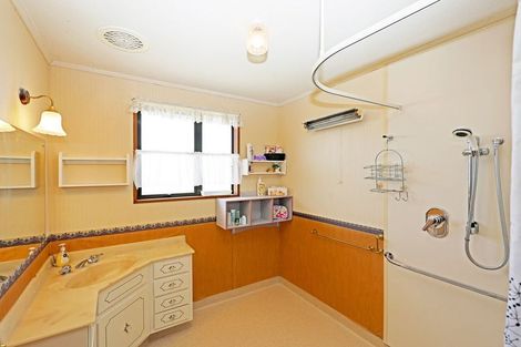 Photo of property in 3 Swift Street, South Hill, Oamaru, 9400