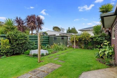 Photo of property in 2 Halsey Street, Levin, 5510