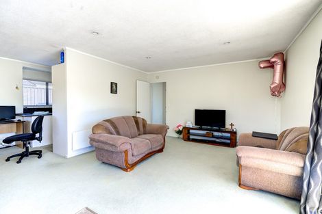 Photo of property in 11 Tupelo Street, Pukete, Hamilton, 3200