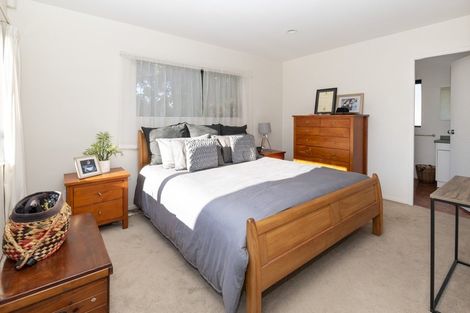 Photo of property in 63 Whitford Park Road, Whitford, Manurewa, 2576