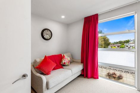 Photo of property in 1 Tainui Drive, Havelock North, 4130