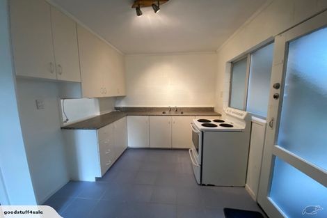 Photo of property in 6/38 Edmonton Road, Henderson, Auckland, 0612