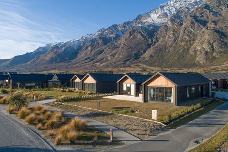 Photo of property in 19 Glenfiddich Road, Jacks Point, Queenstown, 9371