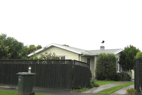 Photo of property in 15 Camden Street, Northcote, Christchurch, 8052