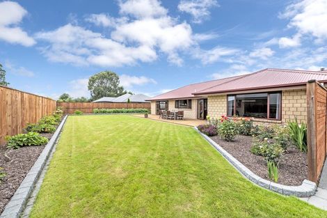 Photo of property in 92 Acacia Avenue, Rangiora, 7400